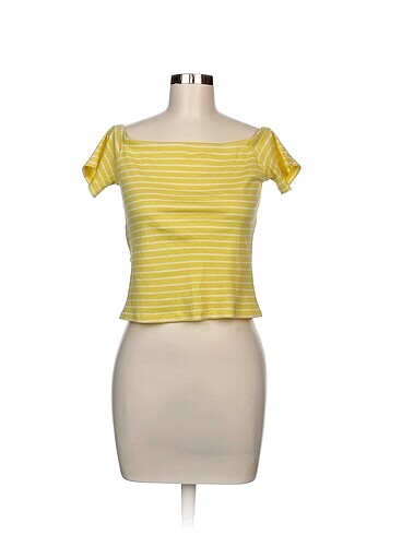 H&M Bluz %70 İndirimli.