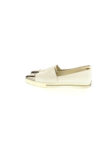 Miu Miu Babet %70 İndirimli.