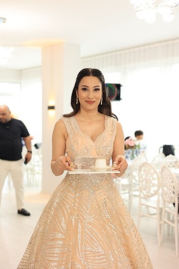 38 Beden ten rengi Renk Nişan elbisesi