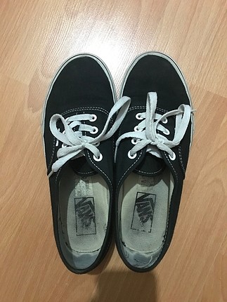 siyah vans