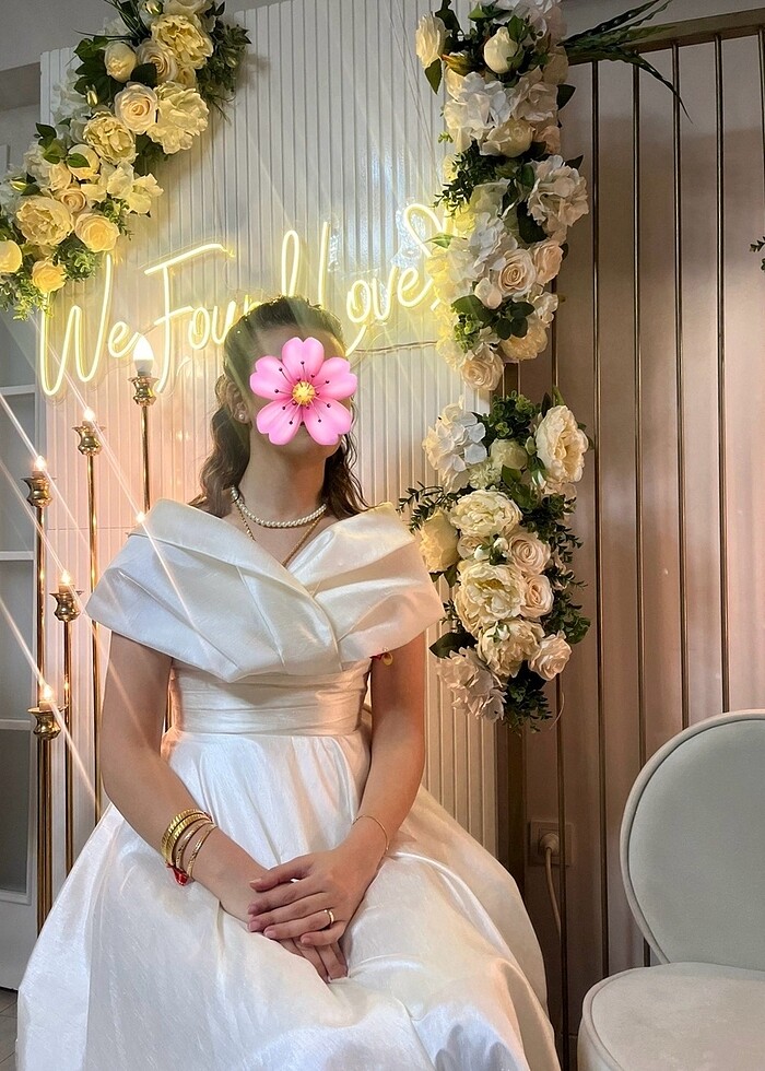 ÇOK ŞIK NİŞAN ELBİSESİ - Görsel 2