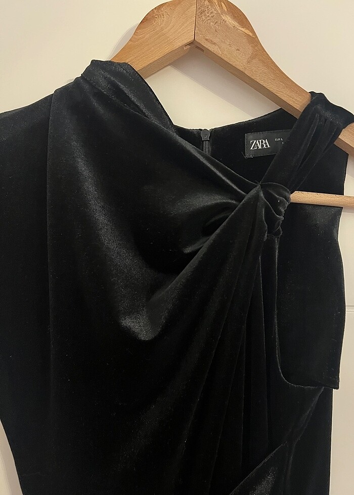 KADİFE MİDİ BOY ELBİSE - Görsel 4