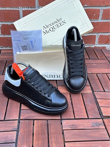 Alexander Mcqueen Siyah/Beyaz
