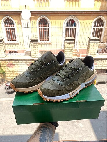 Lacoste Elite Active İthal