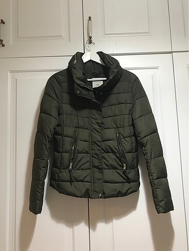 Bershka mont