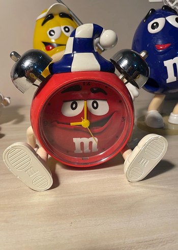 Renkli M&M's Aksiyon Figürleri ve Saat - Görsel 2