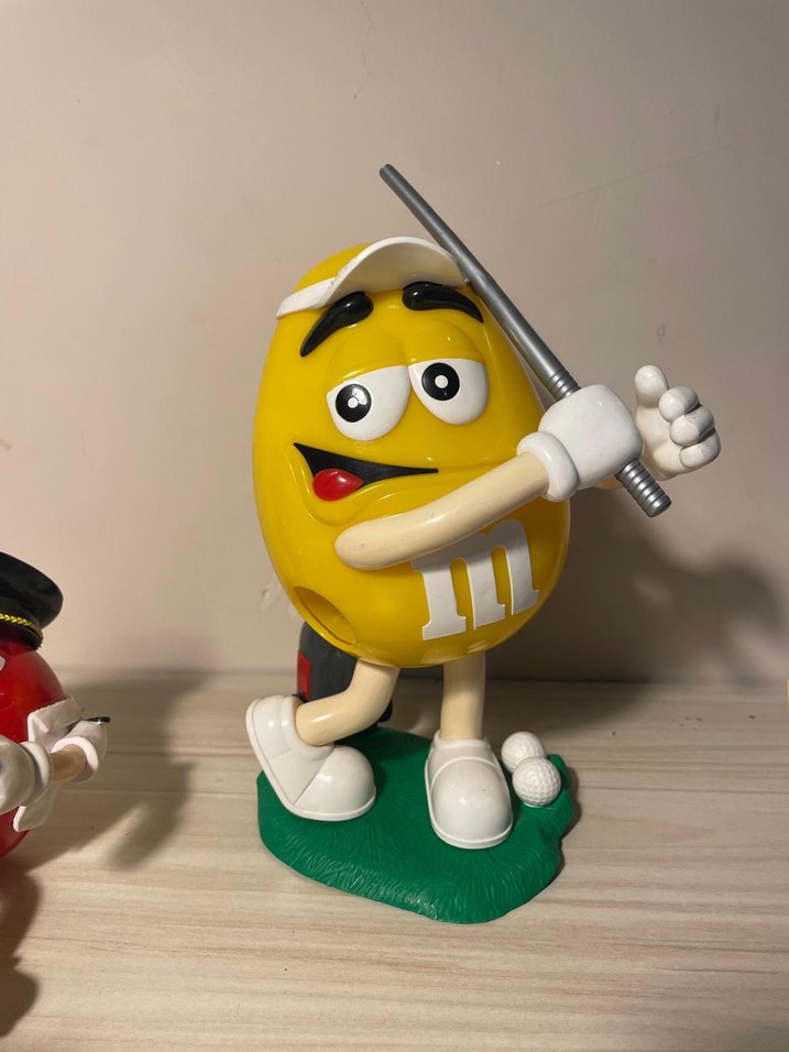 Renkli M&M's Aksiyon Figürleri ve Saat - Görsel 5