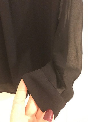Bershka Siyah şifon dökümlü gömlek 