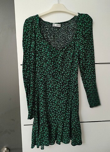 Zara yeşil elbise 