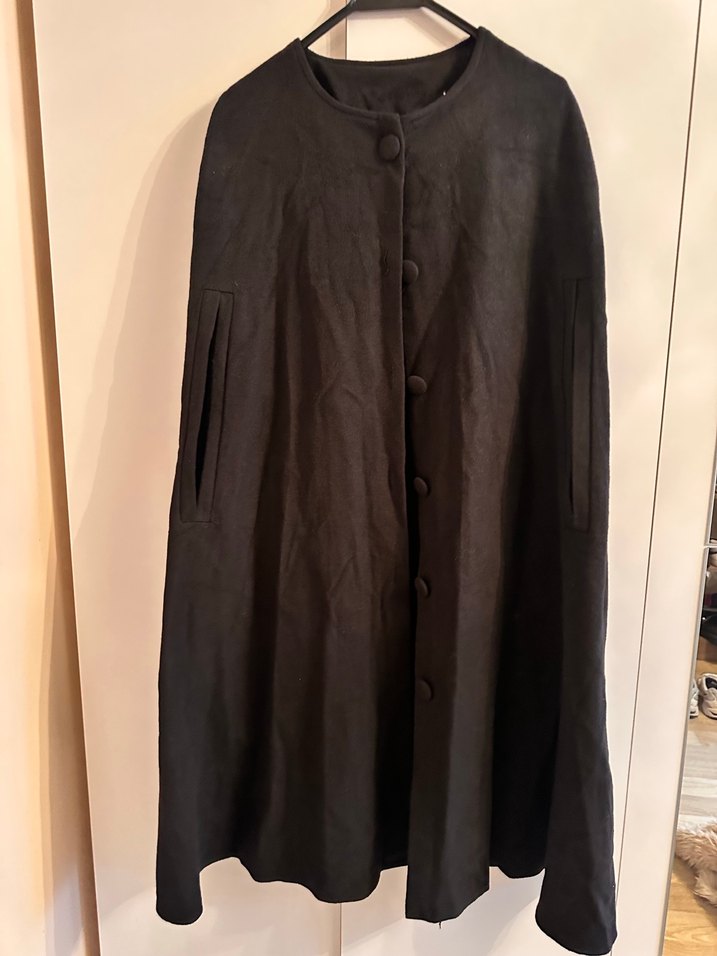 Düğmeli Siyah Keten Uzun Kadın Pelerin - Görsel 2