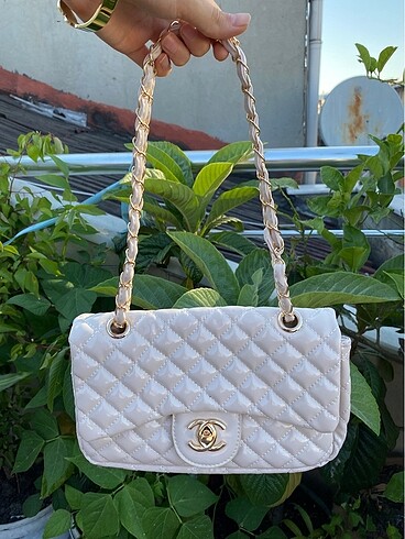 Chanel rugan krem çanta