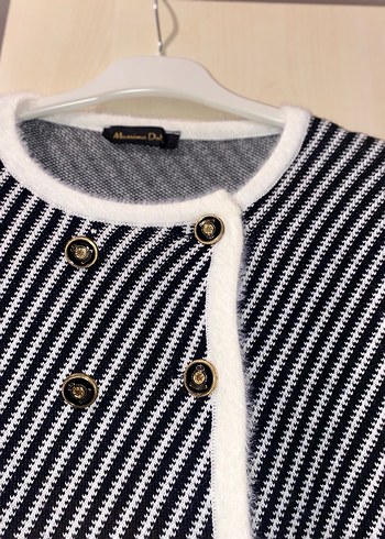 Düğmeli Çizgili Midi Hırka - Görsel 4