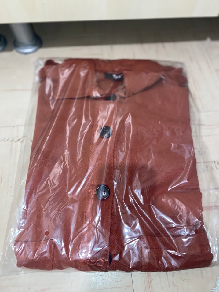 Düğmeli Beyaz Keten Salaş Kadın Gömlek - Görsel 3