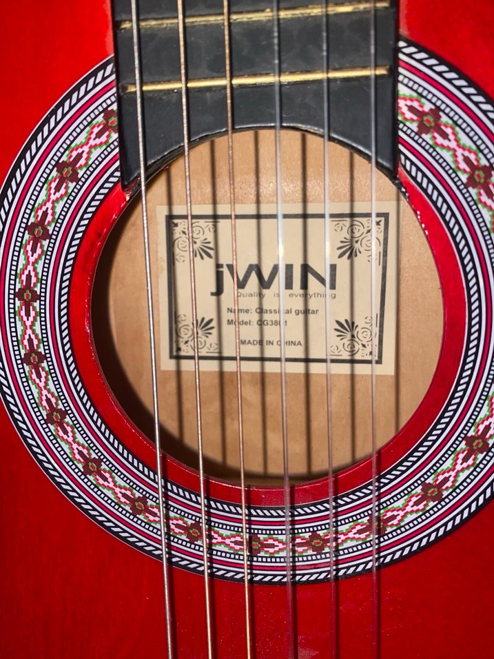 Kırmızı Klasik Gitar - Görsel 3