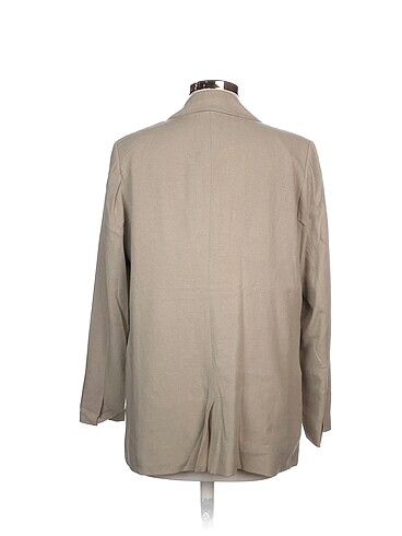 m Beden Gusto Blazer %70 İndirimli.