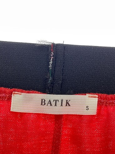 s Beden çeşitli Renk Batik Midi Etek %70 İndirimli.