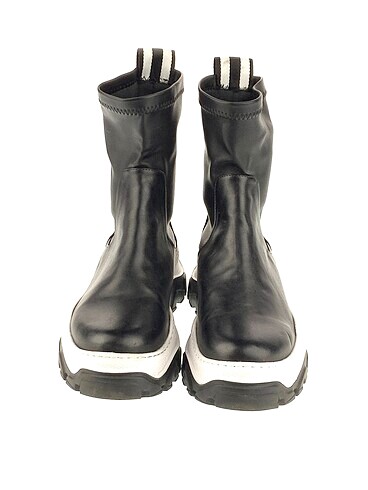 40 Beden Vintage Love Bot %70 İndirimli.