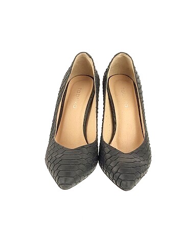 38 Beden Fabrika Stiletto %70 İndirimli.