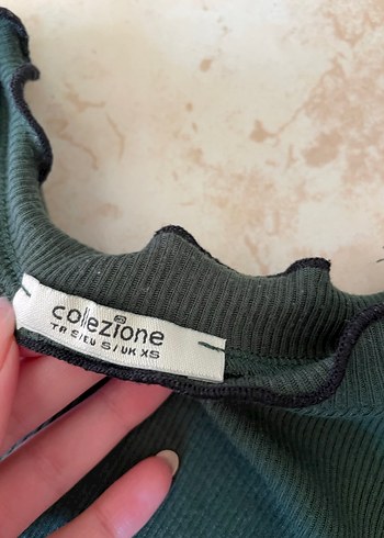 Kısa Kollu Yeşil Fırfırlı Kadın Tişört - Görsel 2