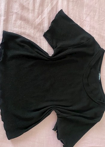 Siyah Pilili Kısa Kollu Crop Top