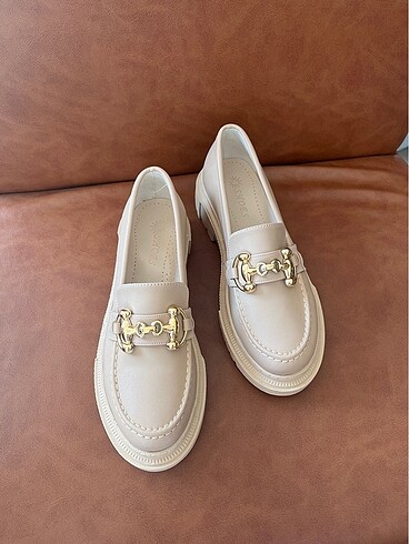 Bej loafer (D59)