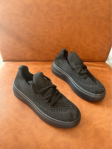 Dantelli spor ayakkabı (D65)