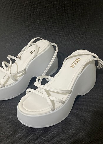 Beyaz platform sandalet (40) - Görsel 2