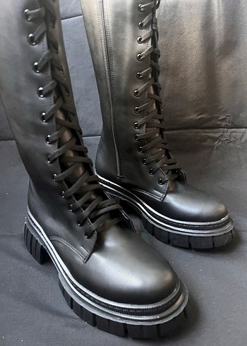 Siyah Bağcıklı Çizme (27) - Görsel 3