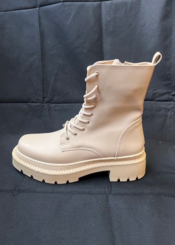 Nude Bağcıklı Bot (41) - Görsel 4