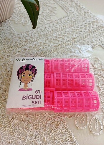 6 lı BİGUDİ PAKETİNDEN HİÇ AÇILMAMIŞ.