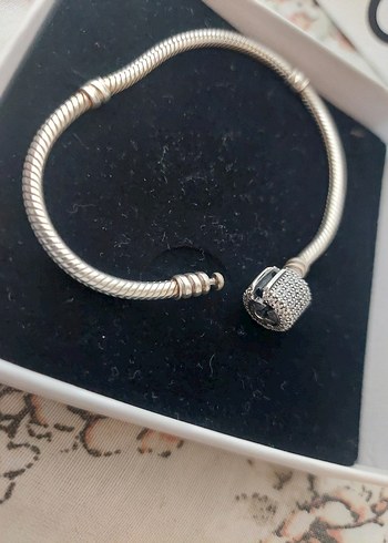 Beden pandora bileklik