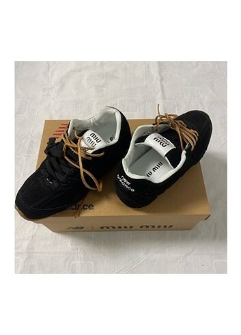 New Balance MIU MIU × NEW BALANCE 530 SNEAKERS SIYAH