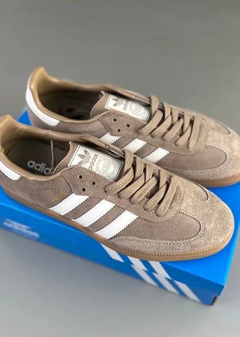 Adidas Spezial spor ayakkabı