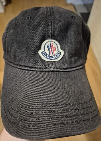 Moncler Şapka