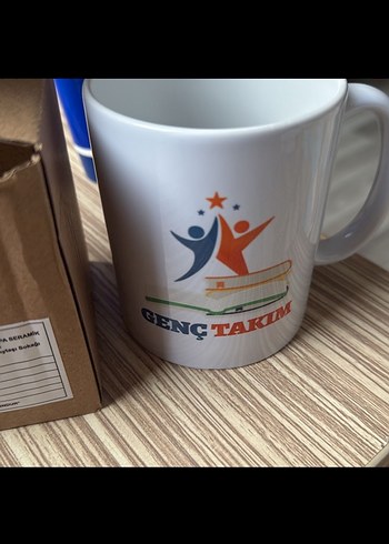 Beyaz Genç Takım Baskılı Seramik Kupa - Görsel 2