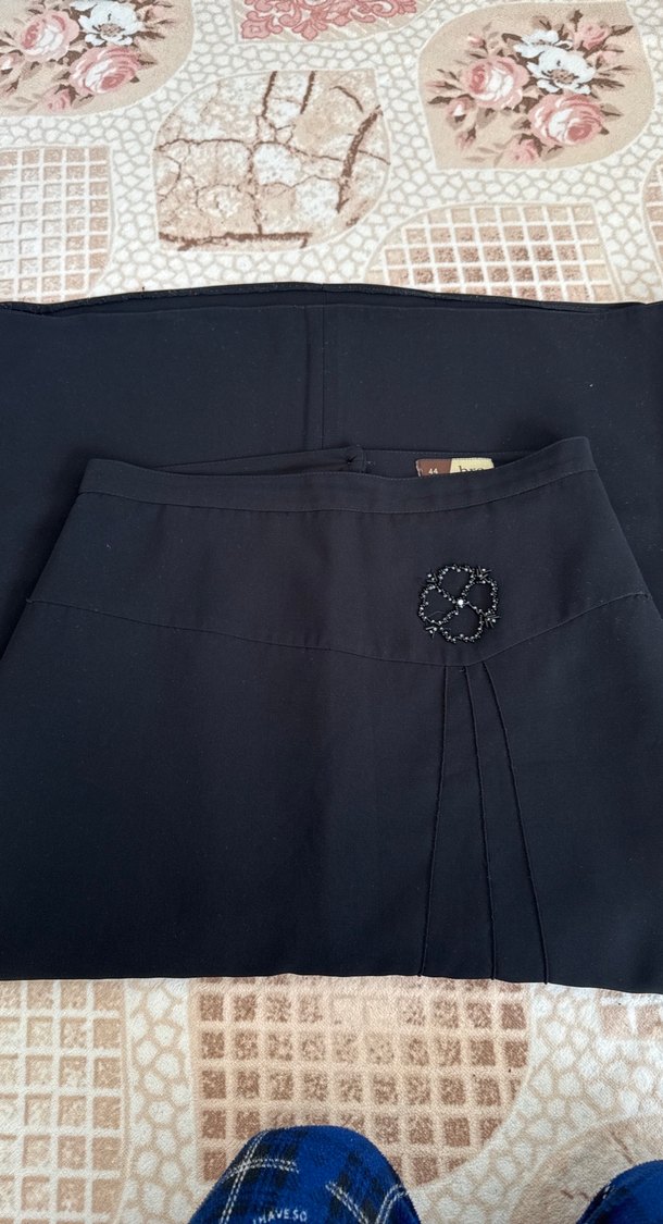 Siyah Uzun Kadın Etek - Görsel 3