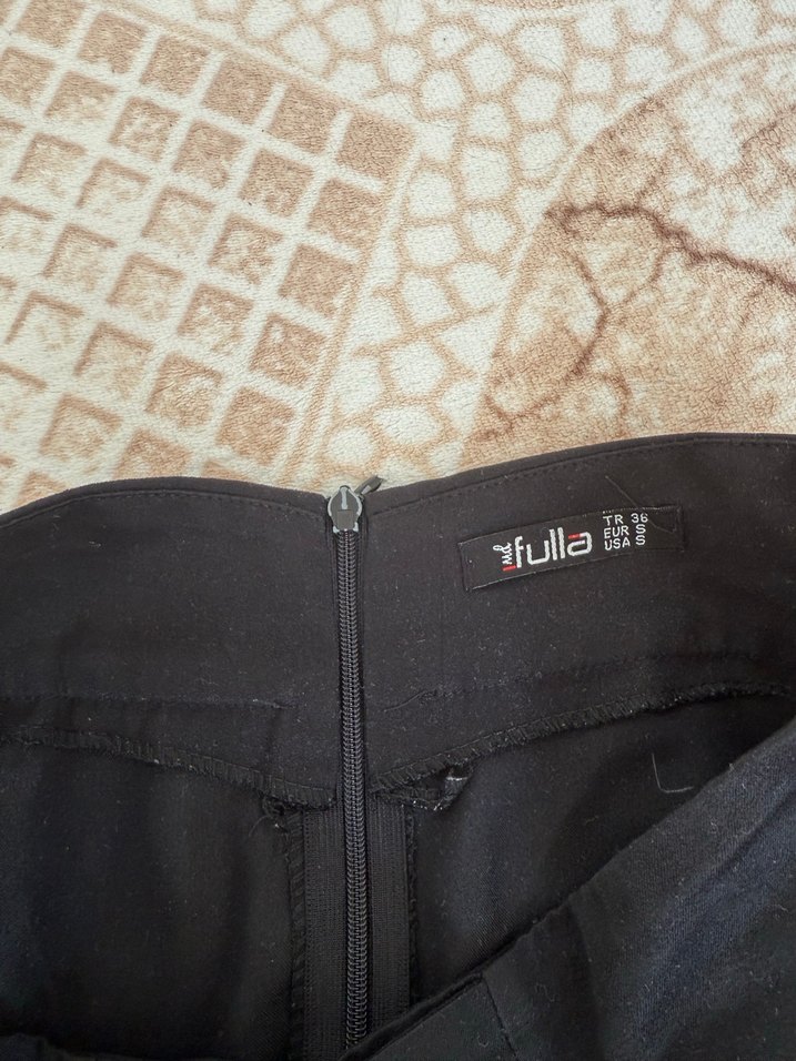 Siyah kadife Etek - Görsel 2