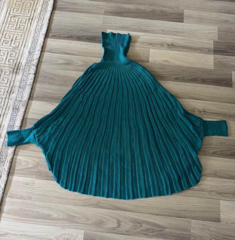 Turkuaz Pliseli Boğazlı Triko - Görsel 4