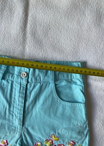 Nakışlı Turkuaz Kız Şortu - Görsel 5