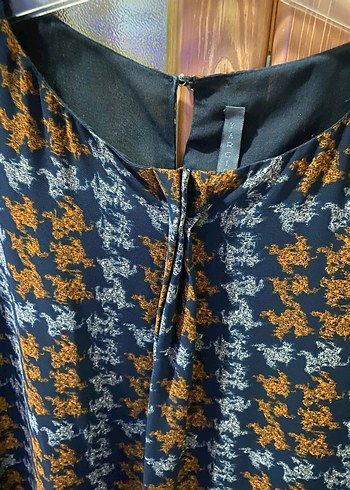 Yargıcı Desenli Şifon Elbise - Görsel 3