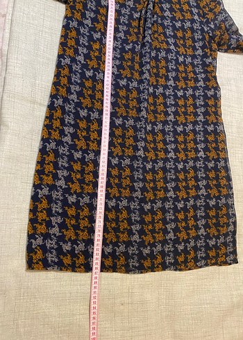 Yargıcı Desenli Şifon Elbise - Görsel 7