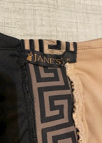 Madonna Yaka Likralı Midi Elbise - Görsel 5