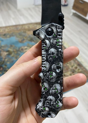 Kafatası Detaylı Koyu Gri Cep Bıçağı - Görsel 2