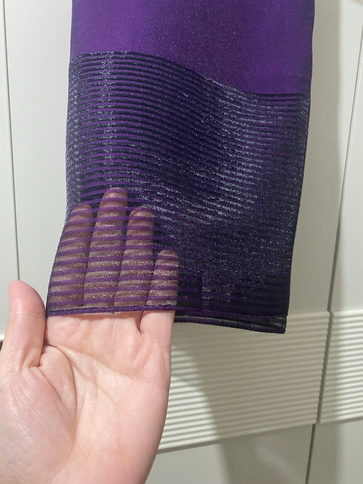 Kadın Pilili Mor Şal - Görsel 2