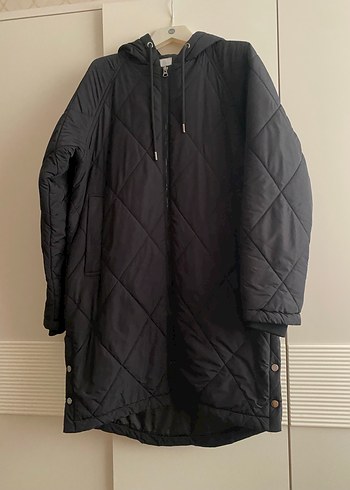 Siyah Kapüşonlu Midi Kadın Mont - Görsel 2