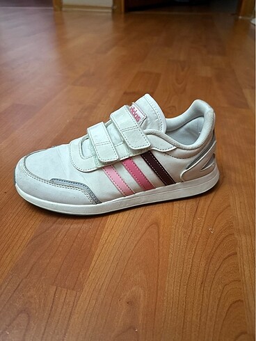 Adidas Kız cocuk adidas ayakkabı
