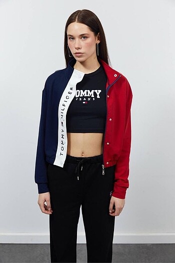 Tommy Hilfiger 3 lü Takım?