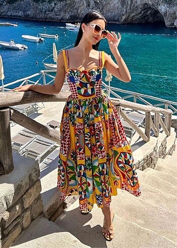 l Beden Dolce Gabbana elbise ?