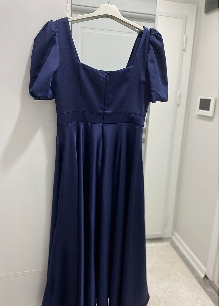 Kare yaka balon kollu midi elbise - Görsel 2