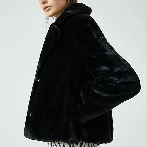Pull and Bear Siyah peluş kürk